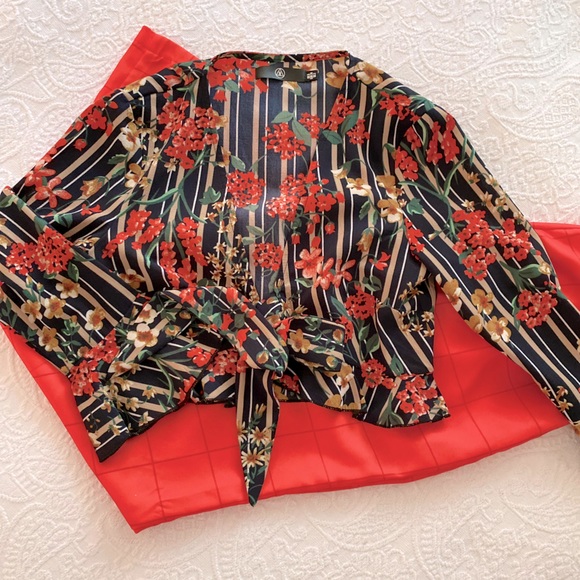 Missguided Crop Top XS - Picture 2 of 8